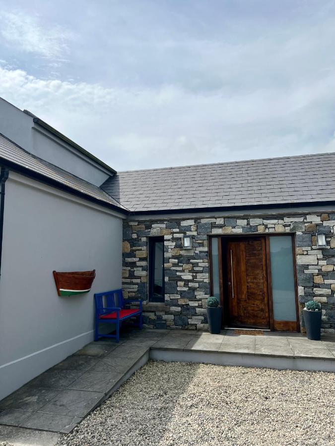 Fitzy'S Bunker - Modern Beach Apartment Ardglass Exterior photo