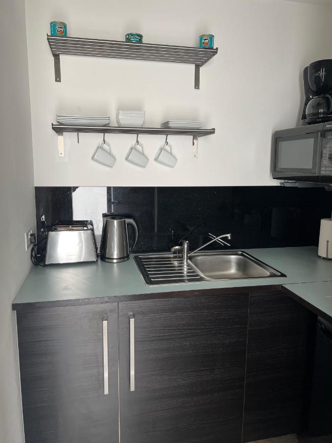 Fitzy'S Bunker - Modern Beach Apartment Ardglass Exterior photo
