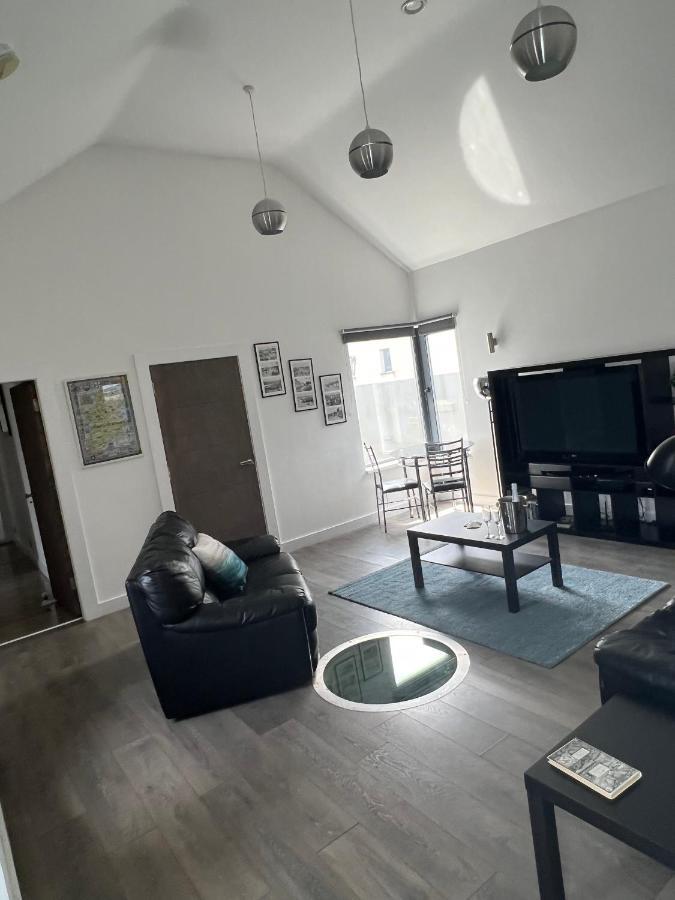 Fitzy'S Bunker - Modern Beach Apartment Ardglass Exterior photo